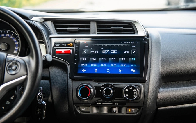 Honda Jazz cena 49900 przebieg: 75000, rok produkcji 2018 z Szczecin małe 781